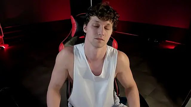 dirty-boss online show from May 2026 04:04:02 PM