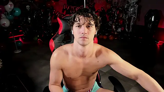 dirty-boss online show from November 2025 06:19:01 PM