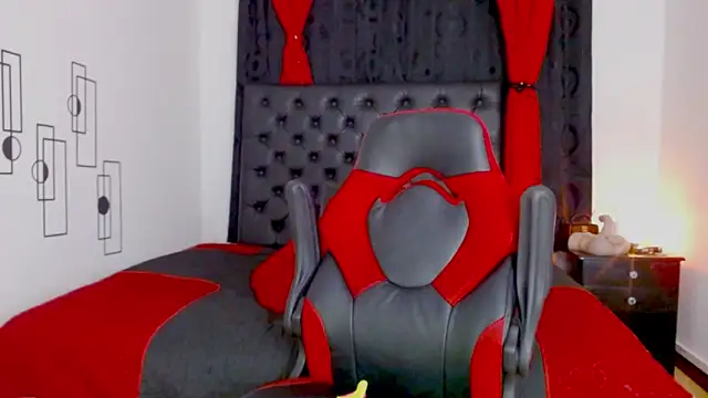 misslombana online show from November 2025 06:02:01 AM