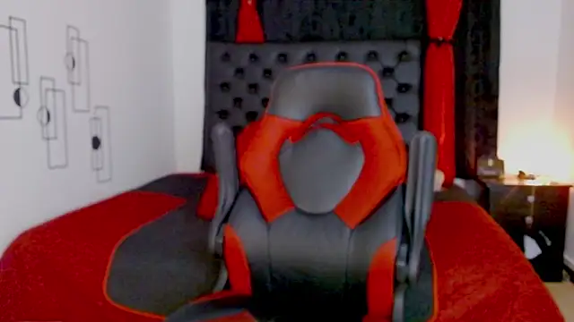 misslombana online show from November 2025 05:33:01 AM