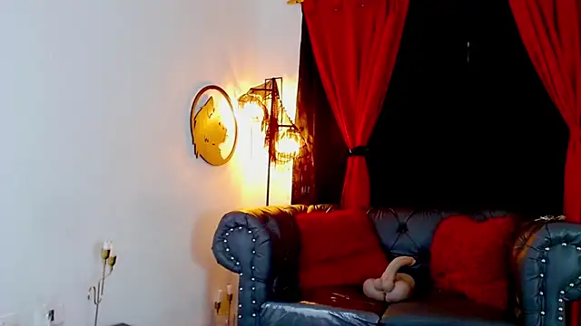 misslombana online show from May 2026 05:51:01 AM