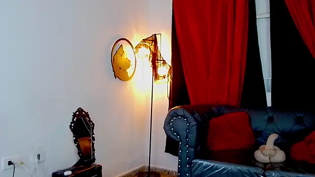 misslombana online show from April 2026 04:59:01 AM