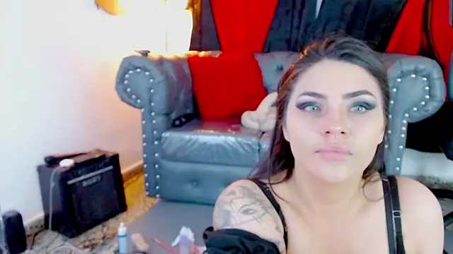 misslombana online show from April 2026 03:35:01 AM