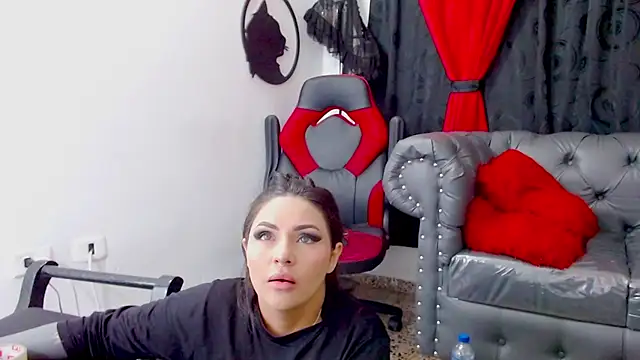 misslombana online show from March 2026 03:50:01 AM