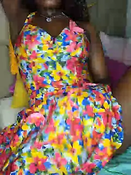 NicRaisaa online show from February 2026 04:25:01 AM