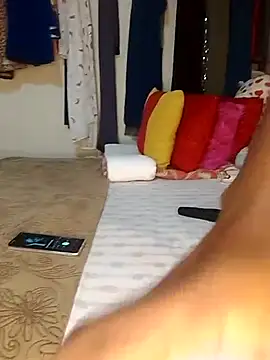 NicRaisaa online show from February 2025 04:48:02 AM