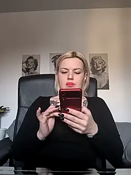 Ladykaos online show from March 2026 01:18:01 PM