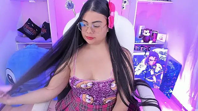 esmeralda112 online show from February 2026 10:46:02 AM