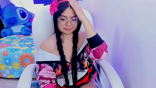 esmeralda112 online show from February 2025 02:08:01 AM