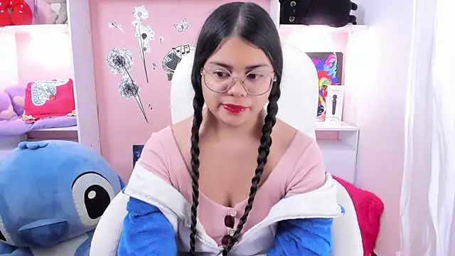 Snapshot of esmeralda112 chatting on September 2025 09:58:02 AM esmeralda112 online show from September 2025 09:58:02 AM