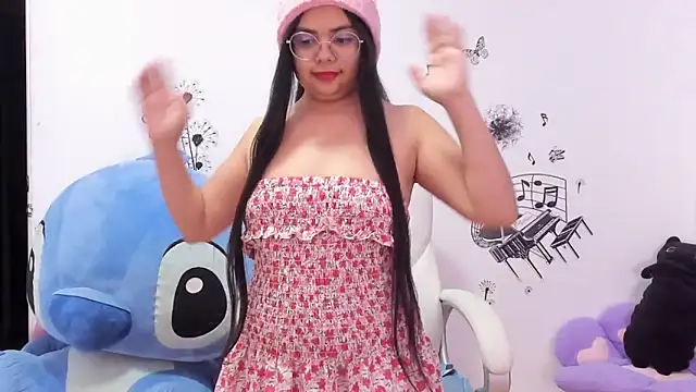 Snapshot of esmeralda112 chatting on September 2025 09:53:02 AM esmeralda112 online show from September 2025 09:53:02 AM