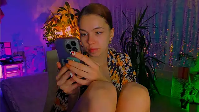 poli   online show from November 2025 08:13:02 PM