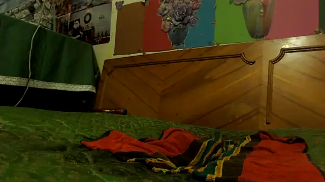 EllyseJenner online show from September 2025 05:46:02 PM