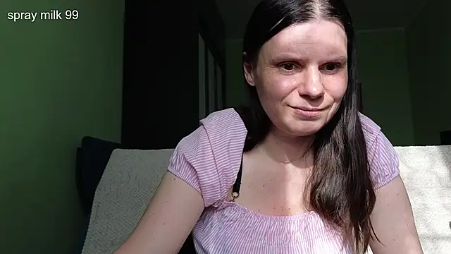 Snapshot of Liisa_ chatting on June 2026 03:18:02 PM Liisa online show from June 2026 03:18:02 PM