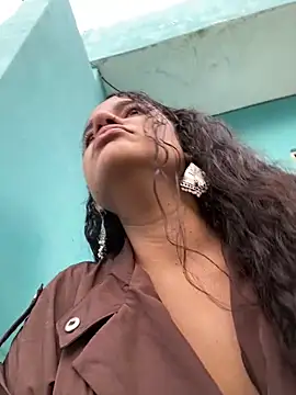 demonaughtyyy online show from November 2025 10:25:02 PM