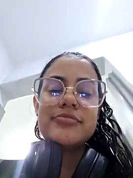 demonaughtyyy online show from October 2025 10:42:01 PM