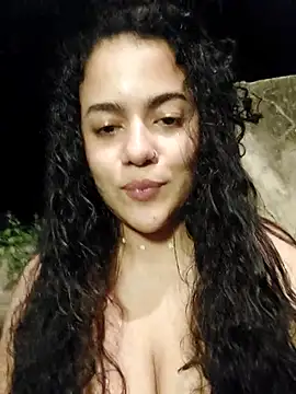 Snapshot of demonaughtyyy chatting on February 2025 04:04:02 AM demonaughtyyy online show from February 2025 04:04:02 AM