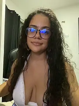 Snapshot of demonaughtyyy chatting on September 2025 03:56:01 AM demonaughtyyy online show from September 2025 03:56:01 AM