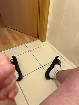 Cozqhh online show from February 2026 02:06:02 PM