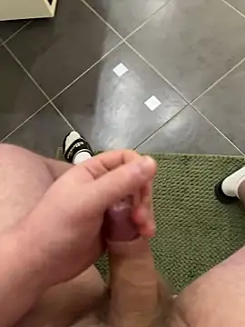 Cozqhh online show from February 2026 02:03:01 PM