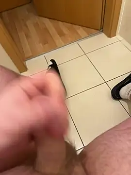 Cozqhh online show from February 2026 01:53:01 PM