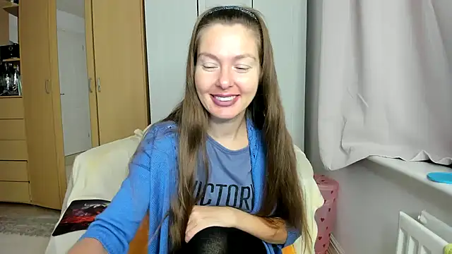 Snapshot of Rolla_Coaster chatting on October 2025 01:07:01 AM Rolla Coaster online show from October 2025 01:07:01 AM