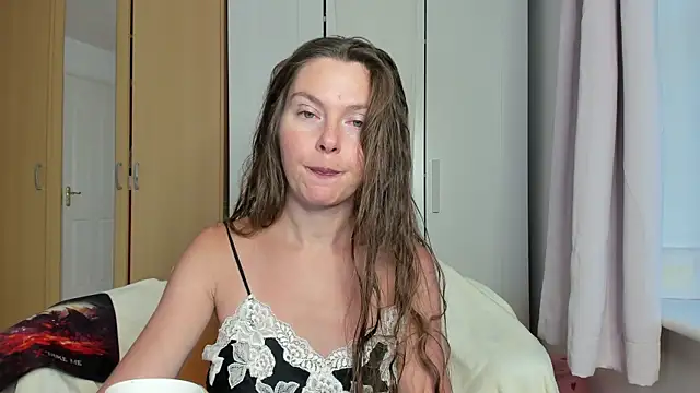 Snapshot of Rolla_Coaster chatting on September 2025 06:30:01 PM Rolla Coaster online show from September 2025 06:30:01 PM