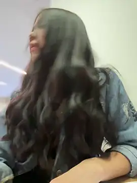 Snapshot of Im_Valentina chatting on December 2025 09:53:02 PM Im Valentina online show from December 2025 09:53:02 PM