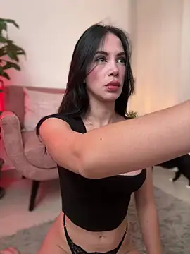 Snapshot of Im_Valentina chatting on March 2025 10:08:01 PM Im Valentina online show from March 2025 10:08:01 PM
