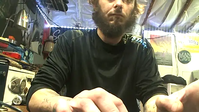 Snapshot of CloudDadddyyy420 chatting on October 2025 02:16:02 PM CloudDadddyyy420 online show from October 2025 02:16:02 PM