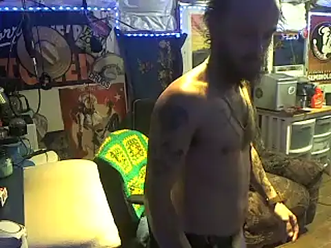 Snapshot of CloudDadddyyy420 chatting on September 2025 02:32:02 PM CloudDadddyyy420 online show from September 2025 02:32:02 PM