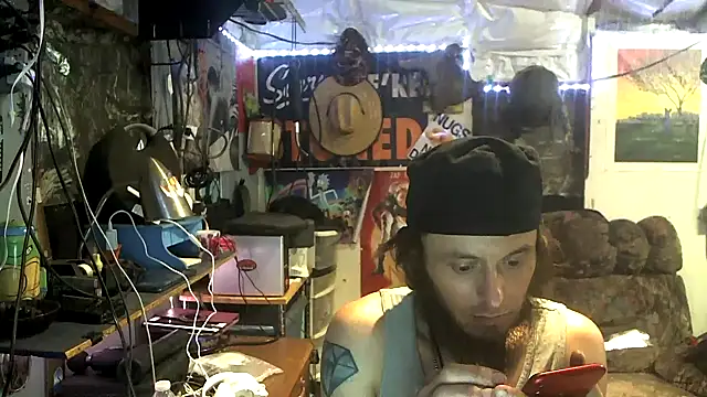 CloudDadddyyy420 online show from December 2025 07:39:02 PM