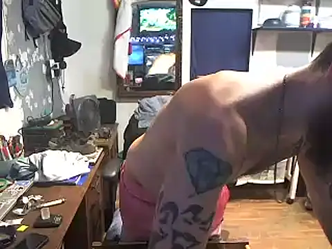 CloudDadddyyy420 online show from May 2026 08:30:02 PM
