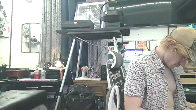 Snapshot of TheGAPEgatsby92 chatting on November 2025 10:47:02 AM TheGAPEgatsby92 online show from November 2025 10:47:02 AM