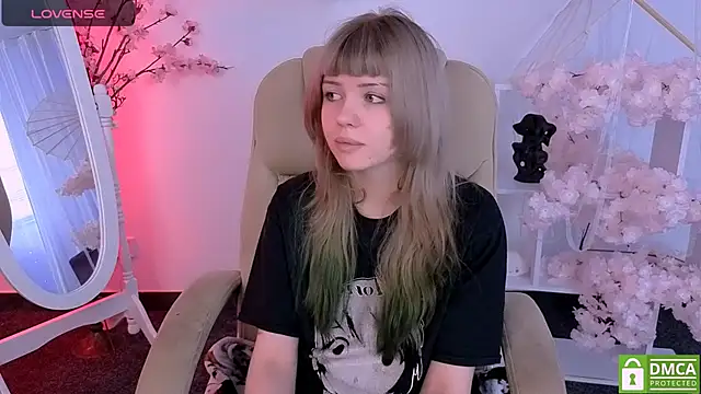 Grace and  Jacob online show from September 2025 07:13:02 AM