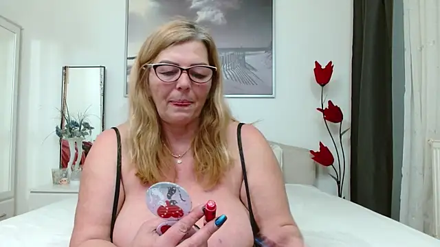 YulliaMilf online show from March 2026 06:37:02 PM