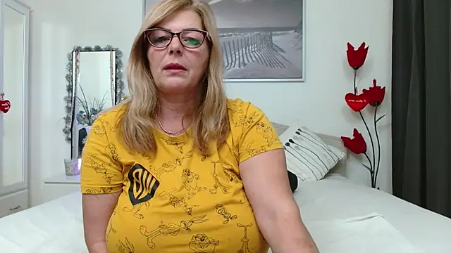 YulliaMilf online show from January 2026 07:20:01 PM