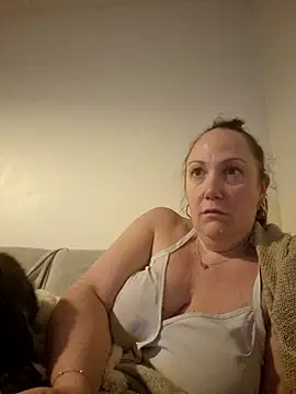Wisie Cutie online show from March 2025 10:31:02 PM