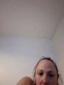 Wisie Cutie online show from March 2025 11:45:02 PM