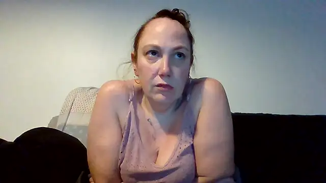 Wisie Cutie online show from February 2026 11:25:01 PM