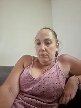 Wisie Cutie online show from September 2025 03:29:01 PM