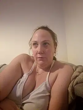 Wisie Cutie online show from January 2025 12:16:01 AM