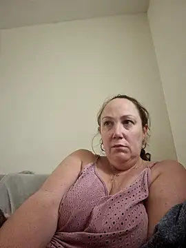 Wisie Cutie online show from March 2025 03:17:02 PM