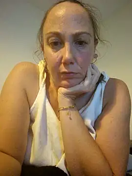 Wisie Cutie online show from September 2025 11:33:02 PM