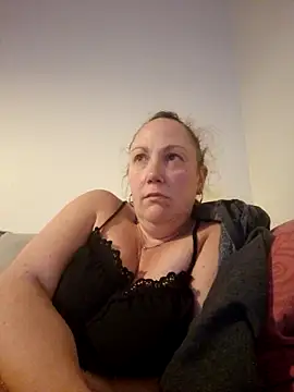 Wisie Cutie online show from March 2025 10:38:01 PM