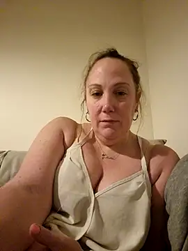 Wisie Cutie online show from January 2025 10:24:01 PM