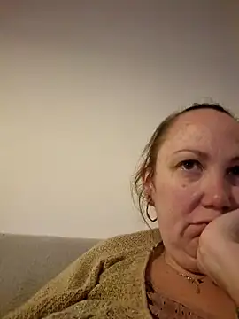Wisie Cutie online show from March 2025 06:13:02 AM
