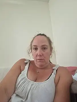 Wisie Cutie online show from September 2025 03:21:02 PM