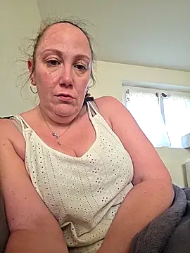 Wisie Cutie online show from March 2026 04:26:02 PM