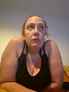 Wisie Cutie online show from February 2026 06:52:01 PM